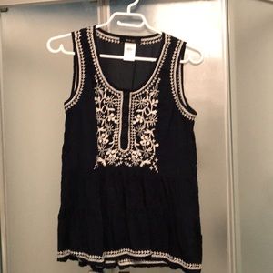 Camisole style hippie with embroidery